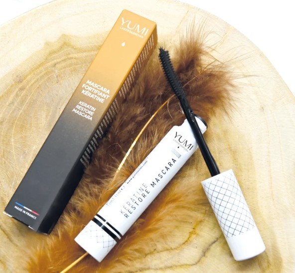Mascara Fortifiant Kératine Cils & Sourcils YUMI